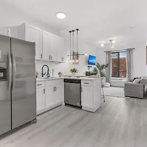Luxe 1 Bedroom Apt Ewr Prudential Center Elizabeth